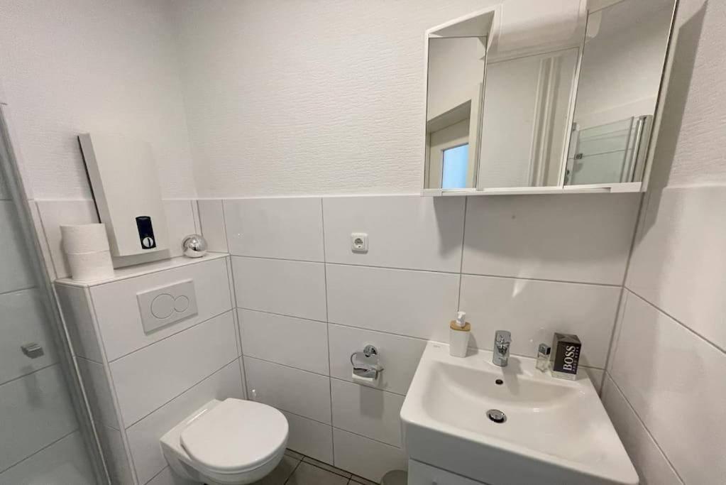 Gemuetliches Apartment In Дуйсбург Екстериор снимка